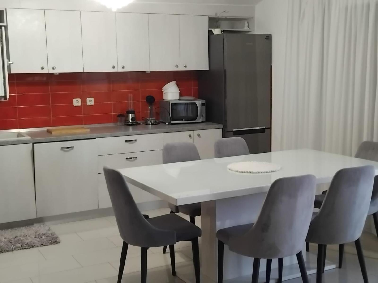 Apartman Zdravka Policnik Exteriör bild